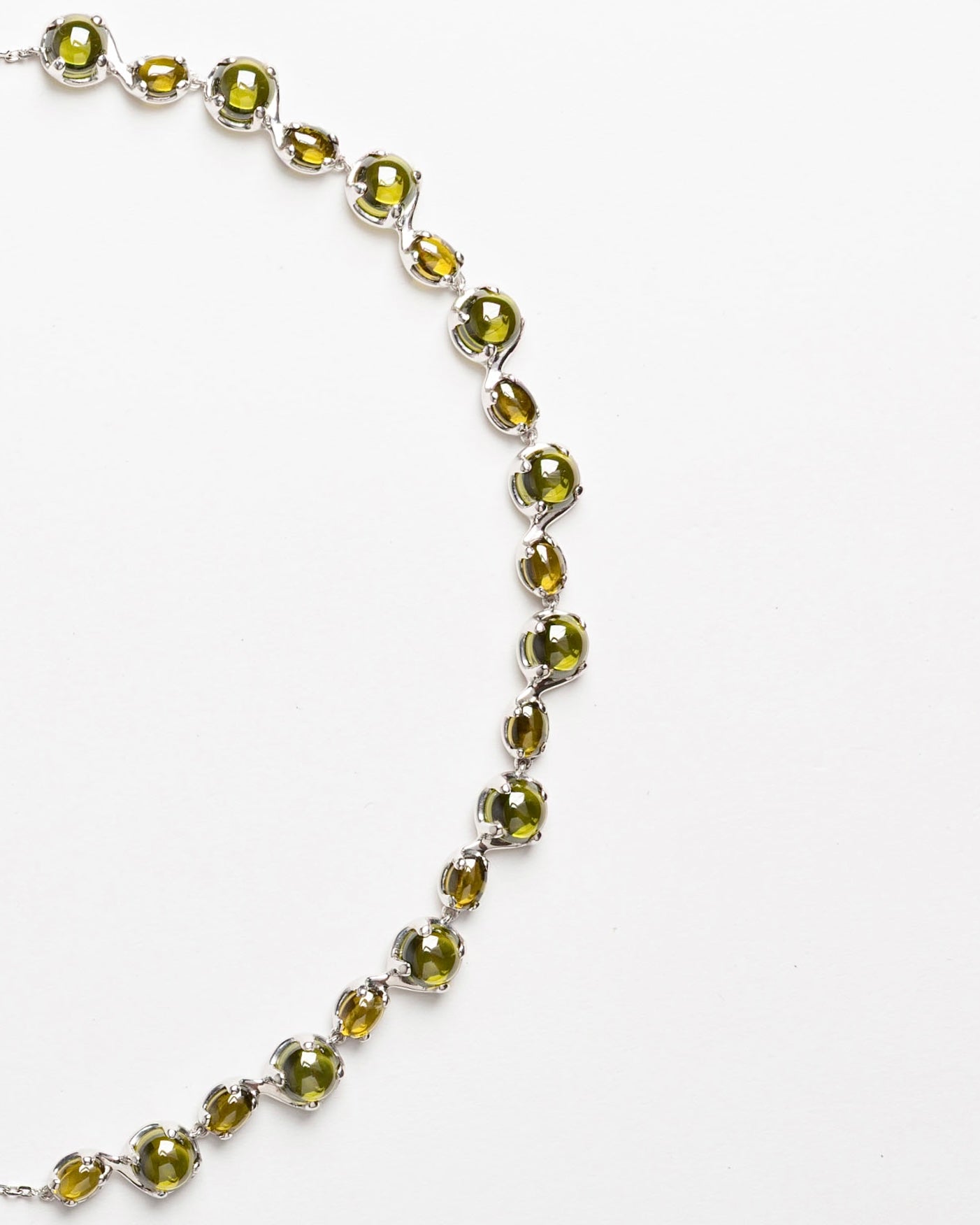 Dew Choker Olive Green - Rhodium Vermeil