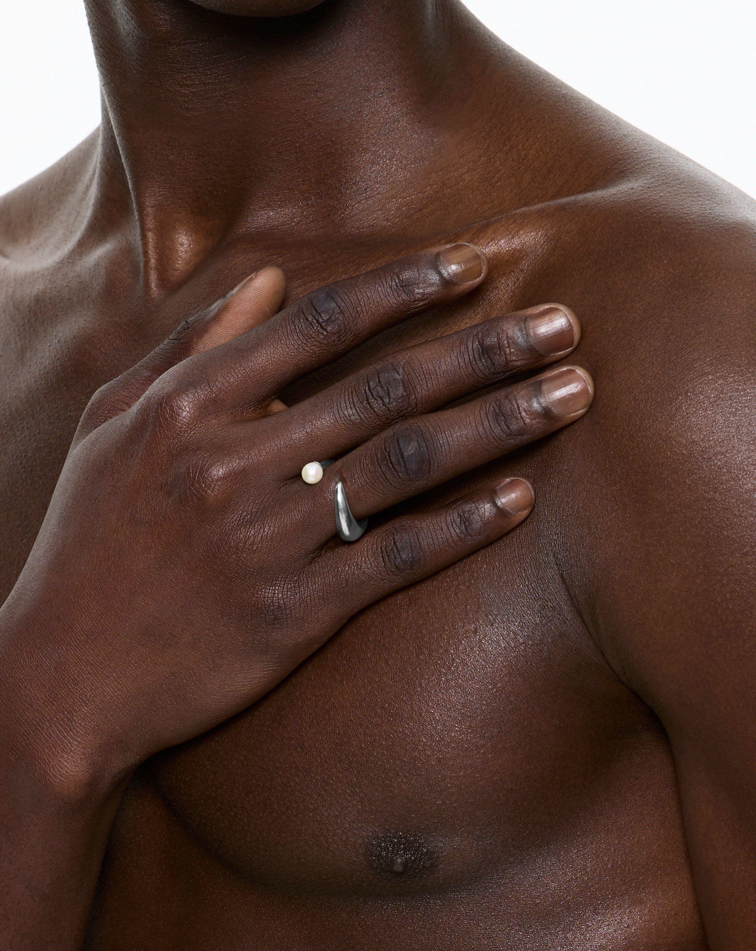 Blown Alien Pearl Ring – Rhodium Vermeil – ALAN CROCETTI