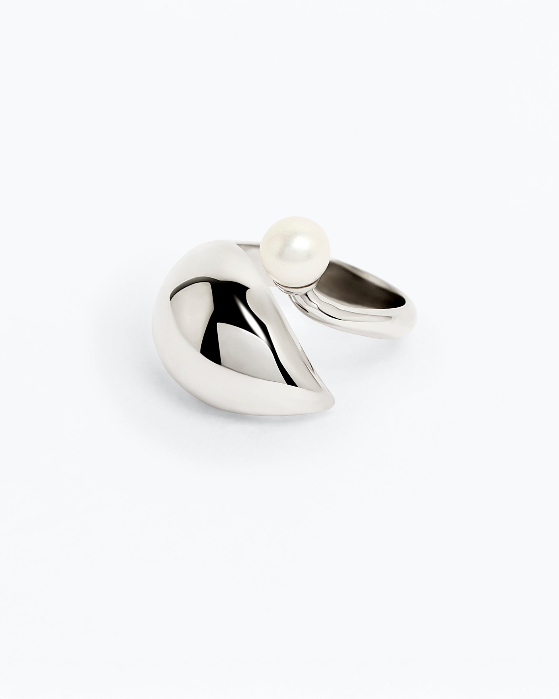 Blown Alien Pearl Ring – Rhodium Vermeil