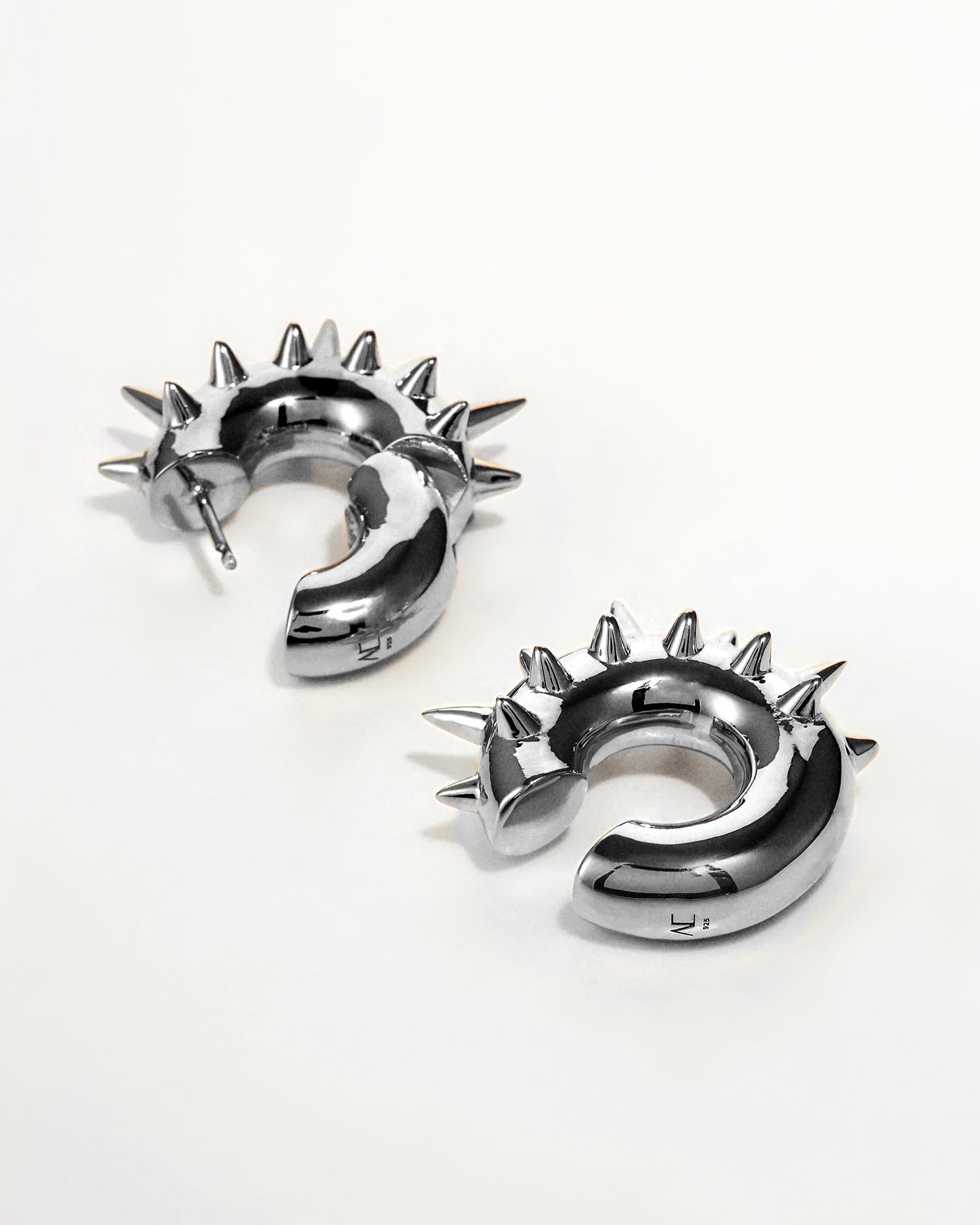 Doughnut Spur Ear Set