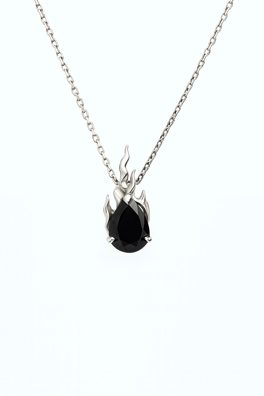 Gem In Heat Necklace Black Onyx – Rhodium Vermeil