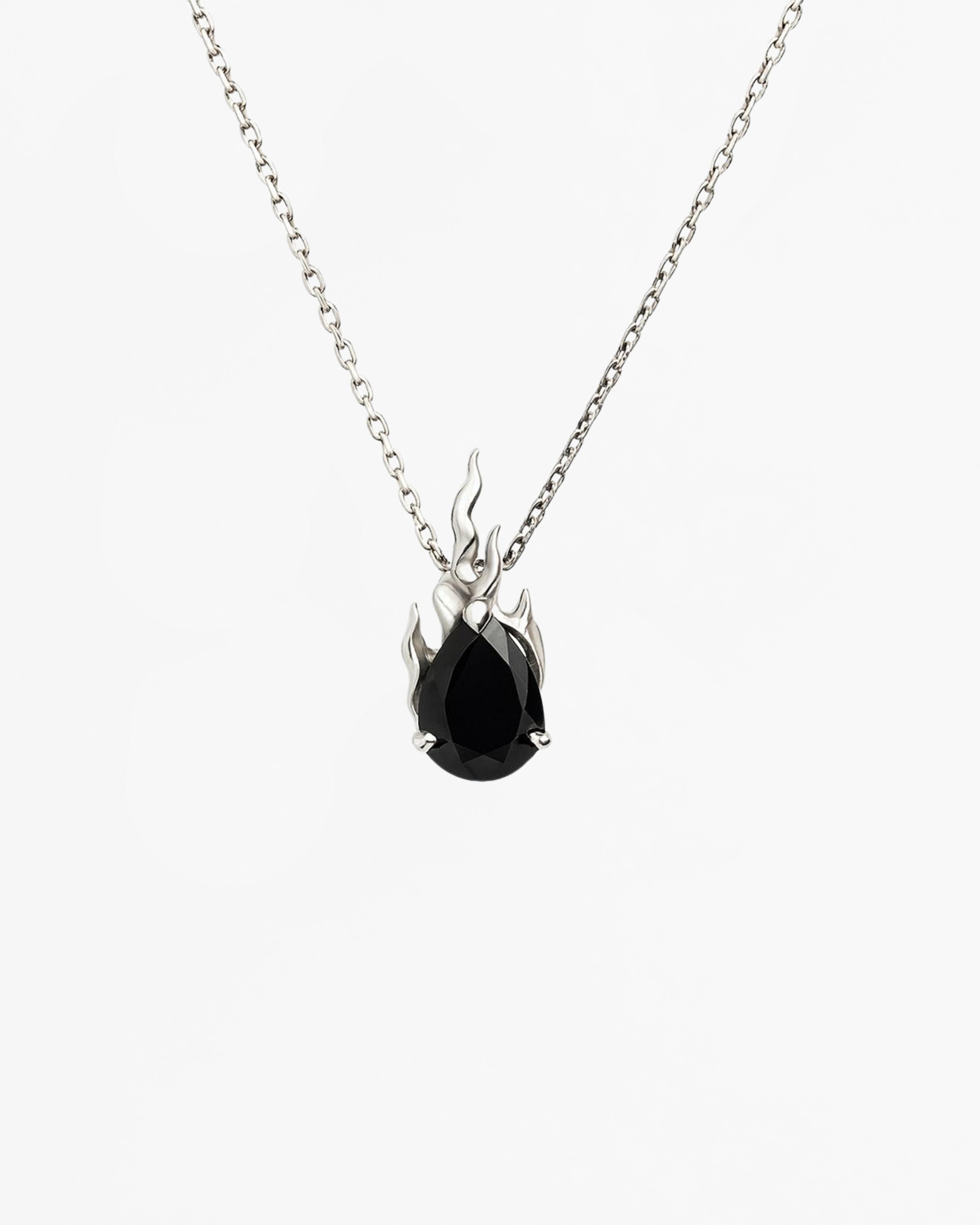 Gem in Heat Black Onyx Necklace – Rhodium Vermeil | Alan Crocetti