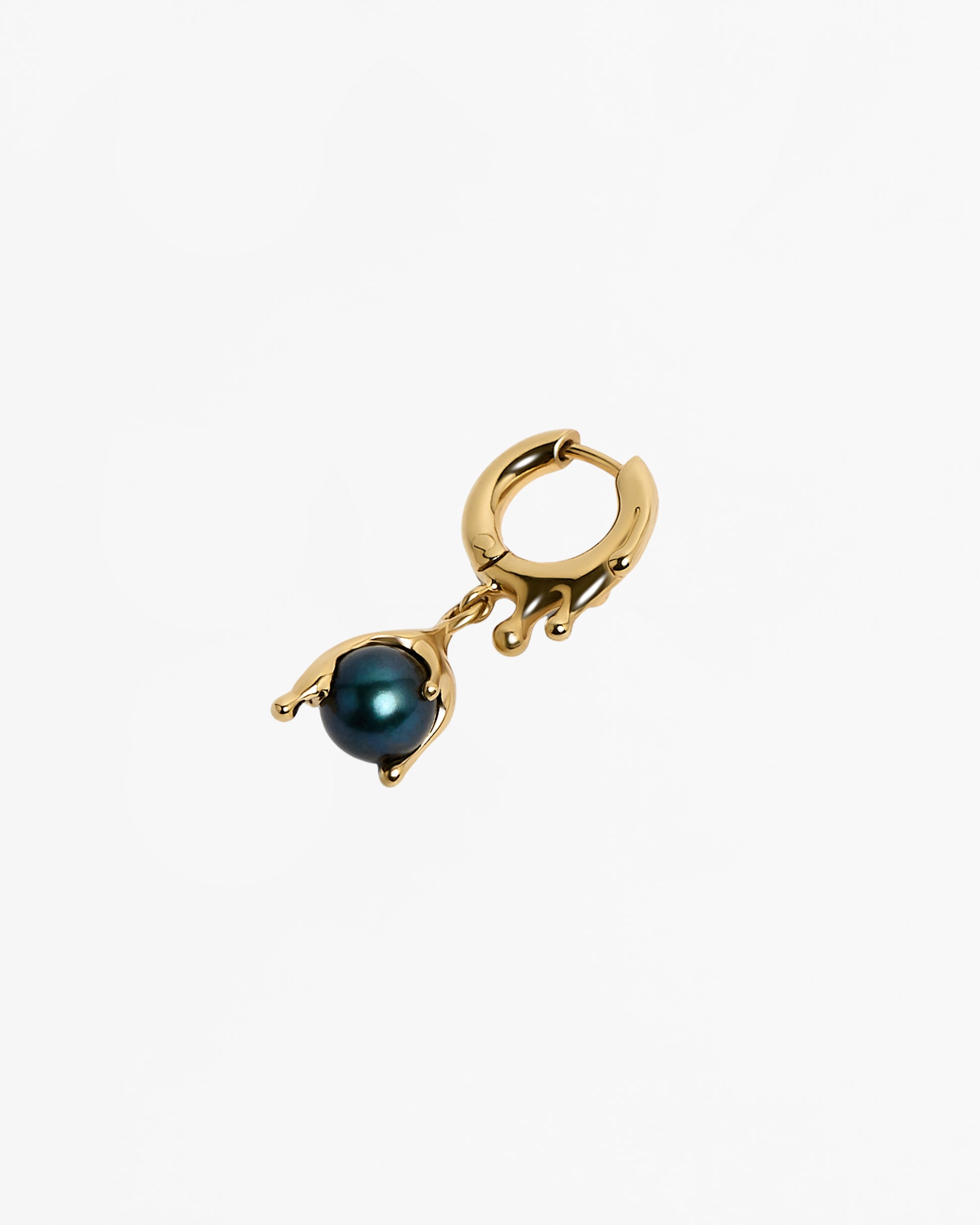 Gold melt earring with black (peacock) pearl pendant