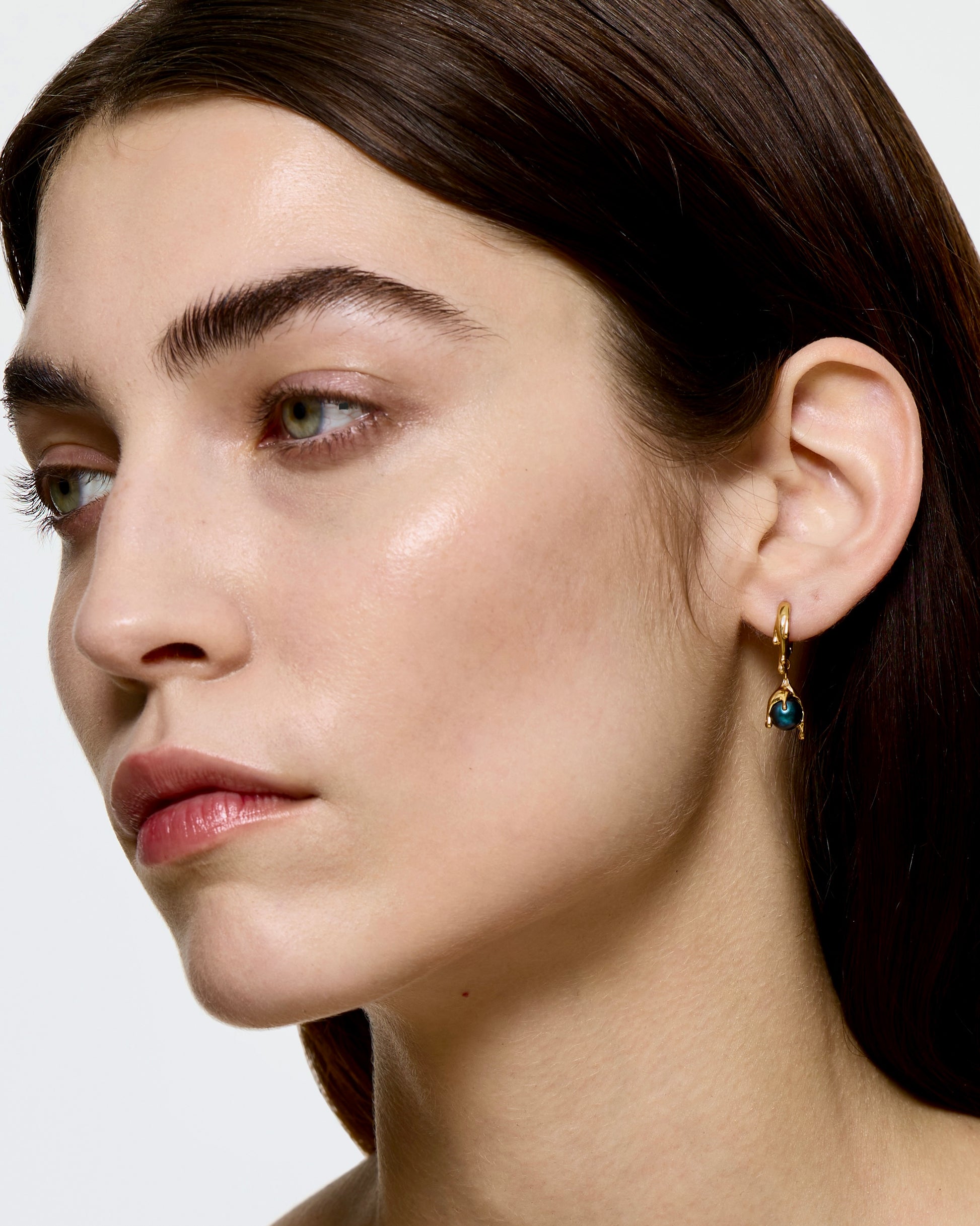 Nano Black (Peacock) Pearl Melt Earring