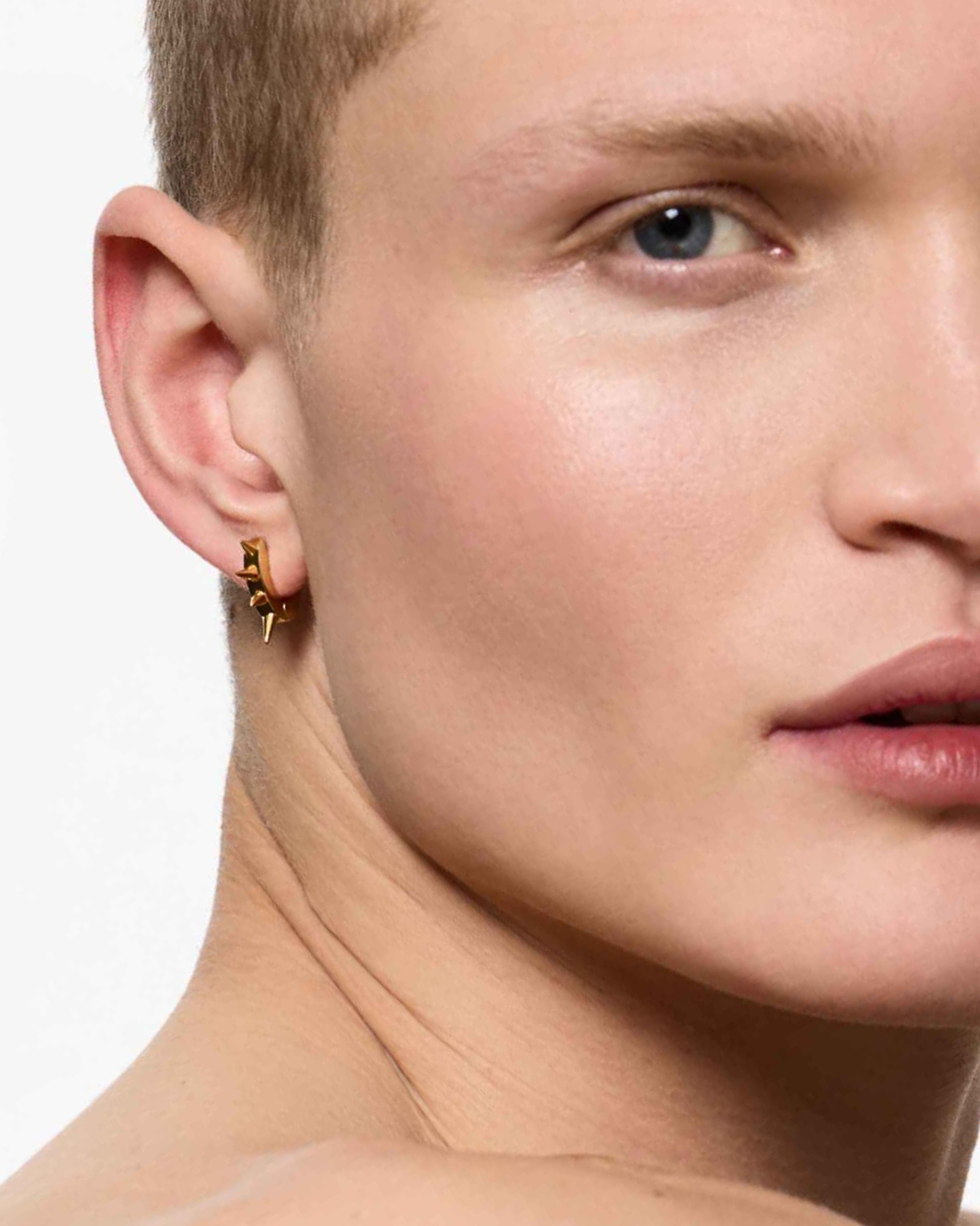 Nano Space Hoop Spur Earring