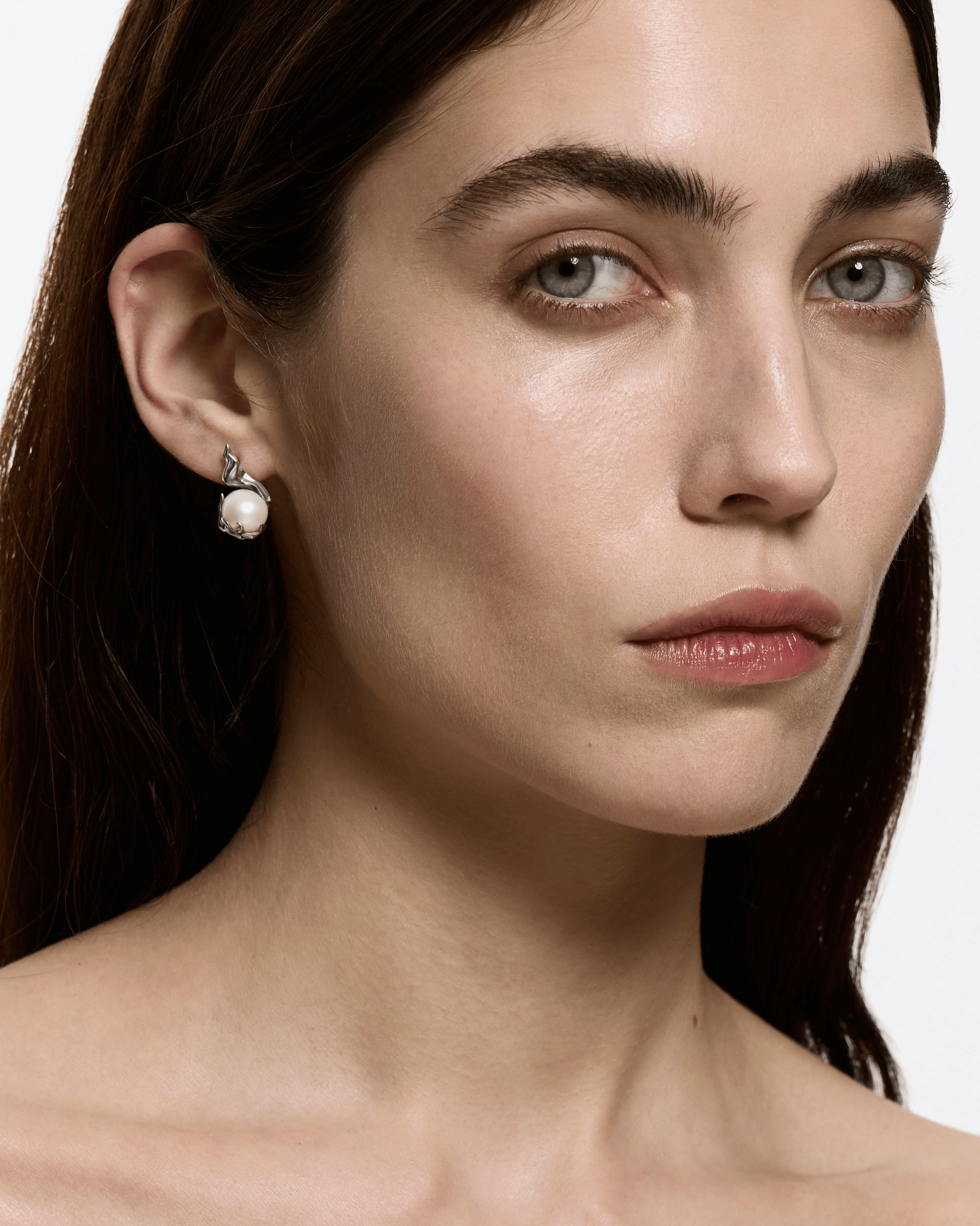 Pearl in Heat Earring - Rhodium Vermeil - Sale