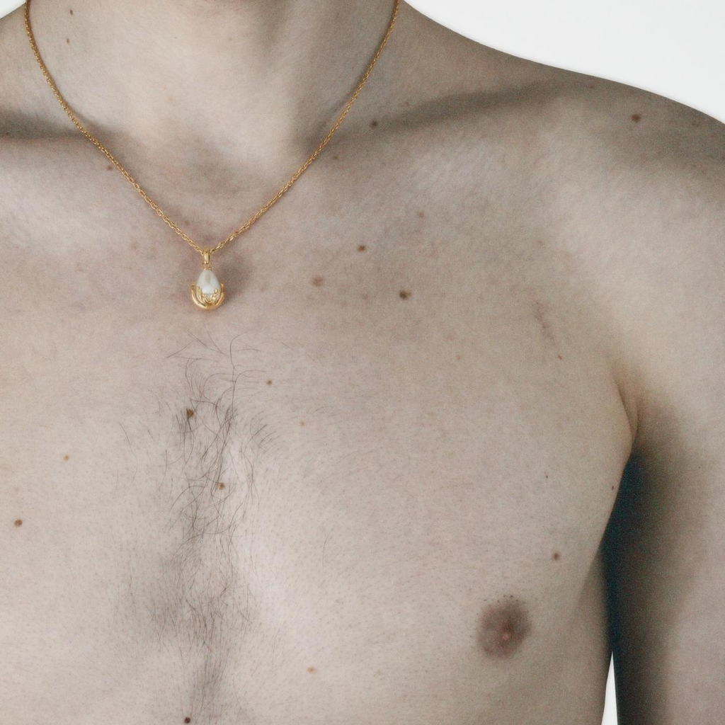 Drop Pearl in Heat Necklace