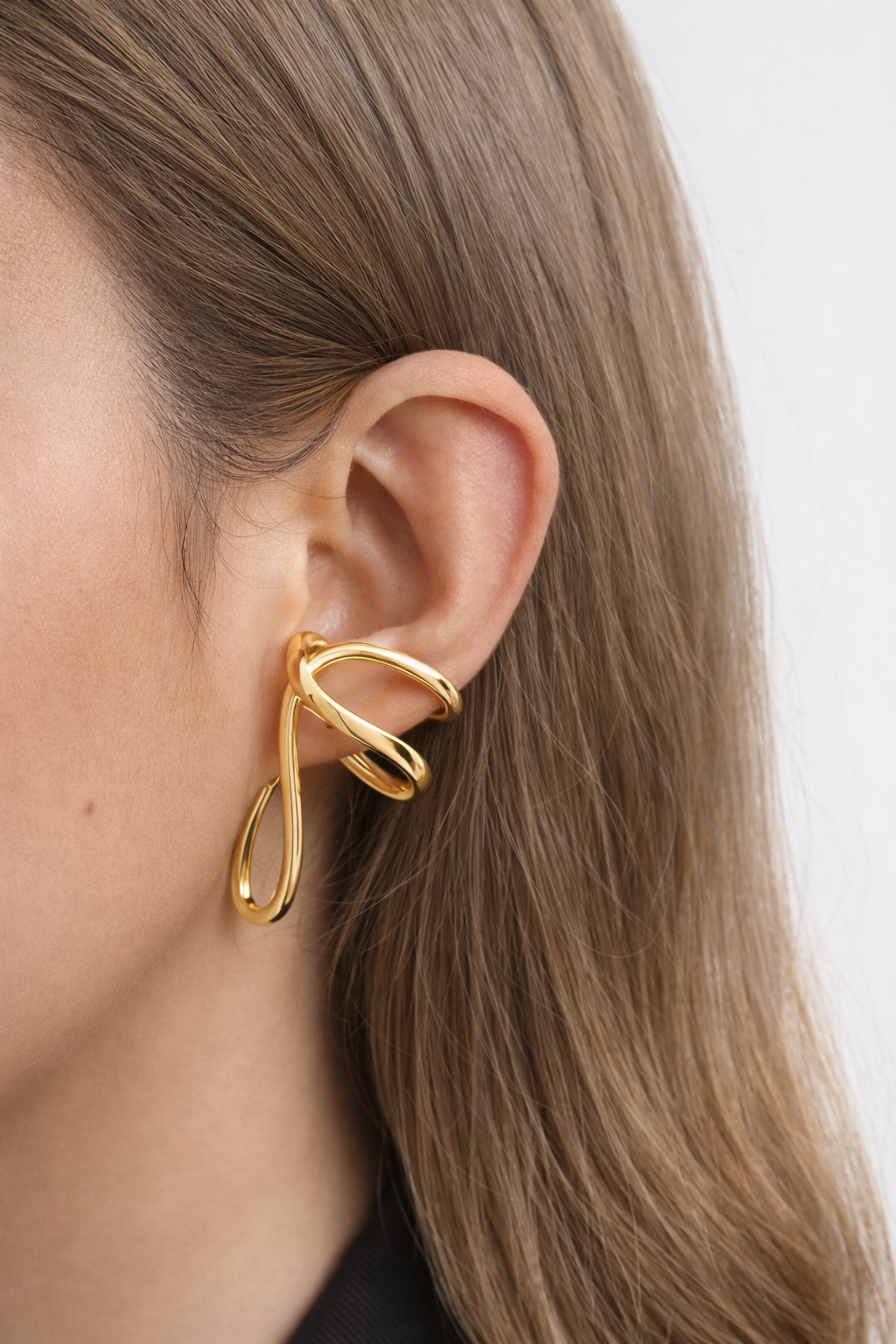 Space Warp Ear Cuff