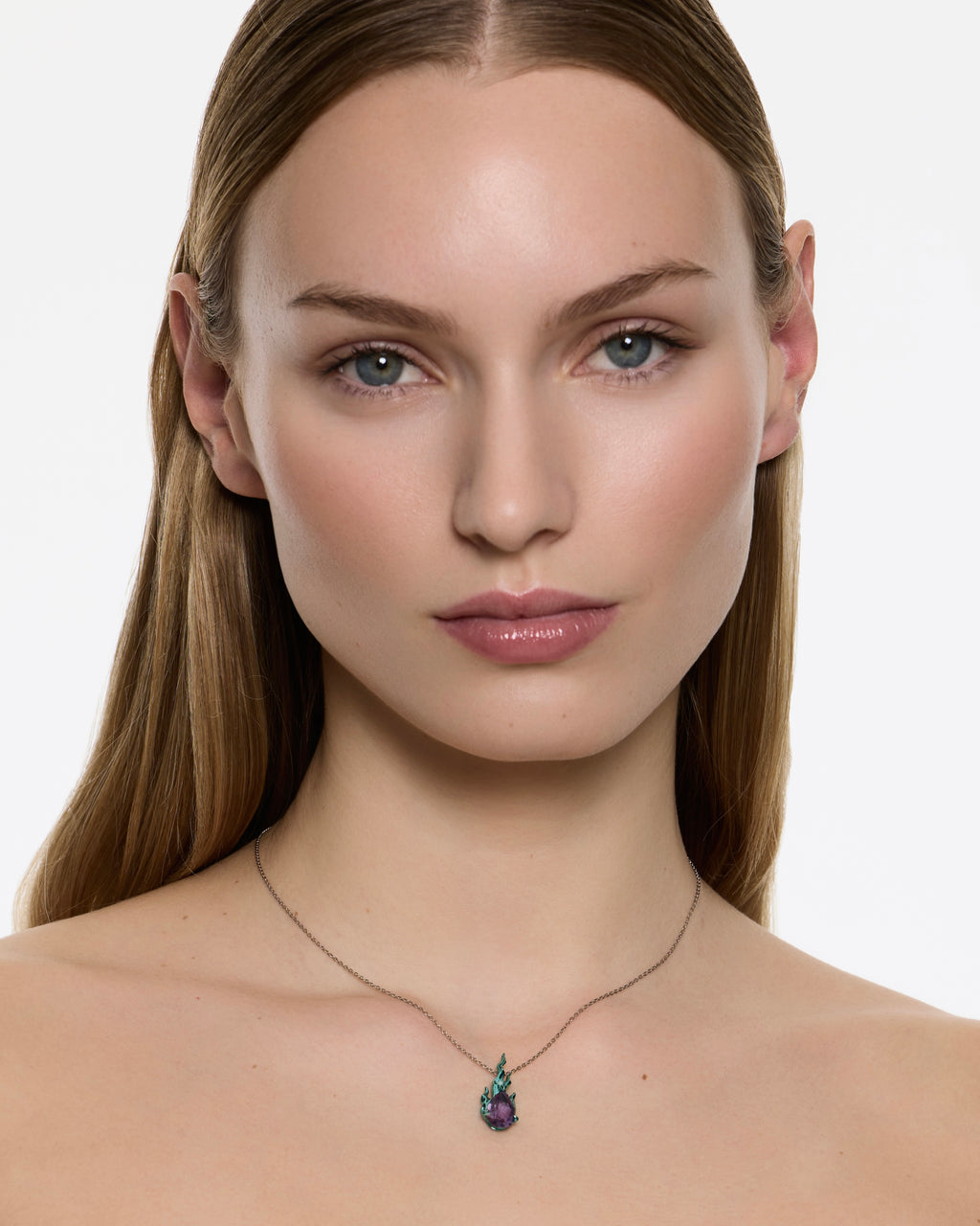 Model wearing Mini Green Gem in Heat purple amethyst necklace in rhodium vermeil
